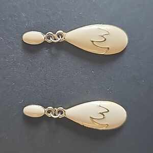 Vintage W&H cream enamel earrings pierced post dangle gold tone
